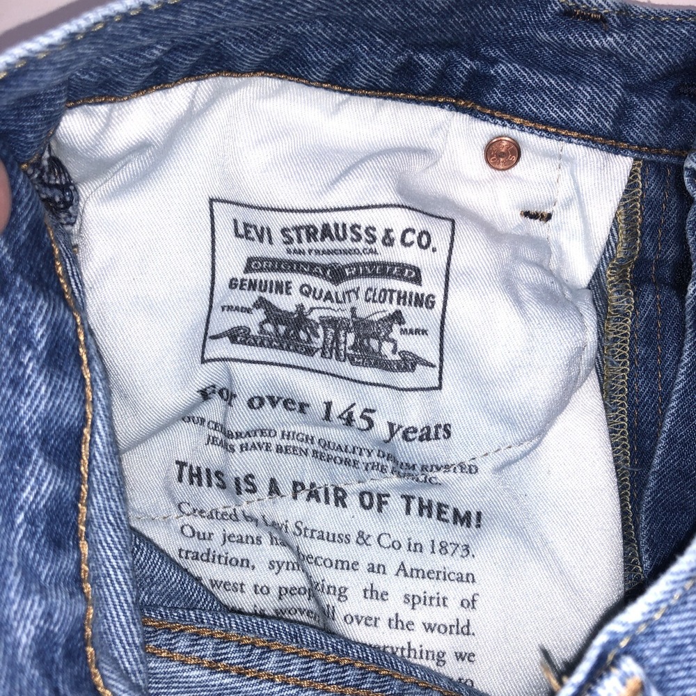 Levi's 551 Z‎ Men's Medium Wash Denim Jean w Trademark Only Tab - 31X32 - Picture 10 of 15
